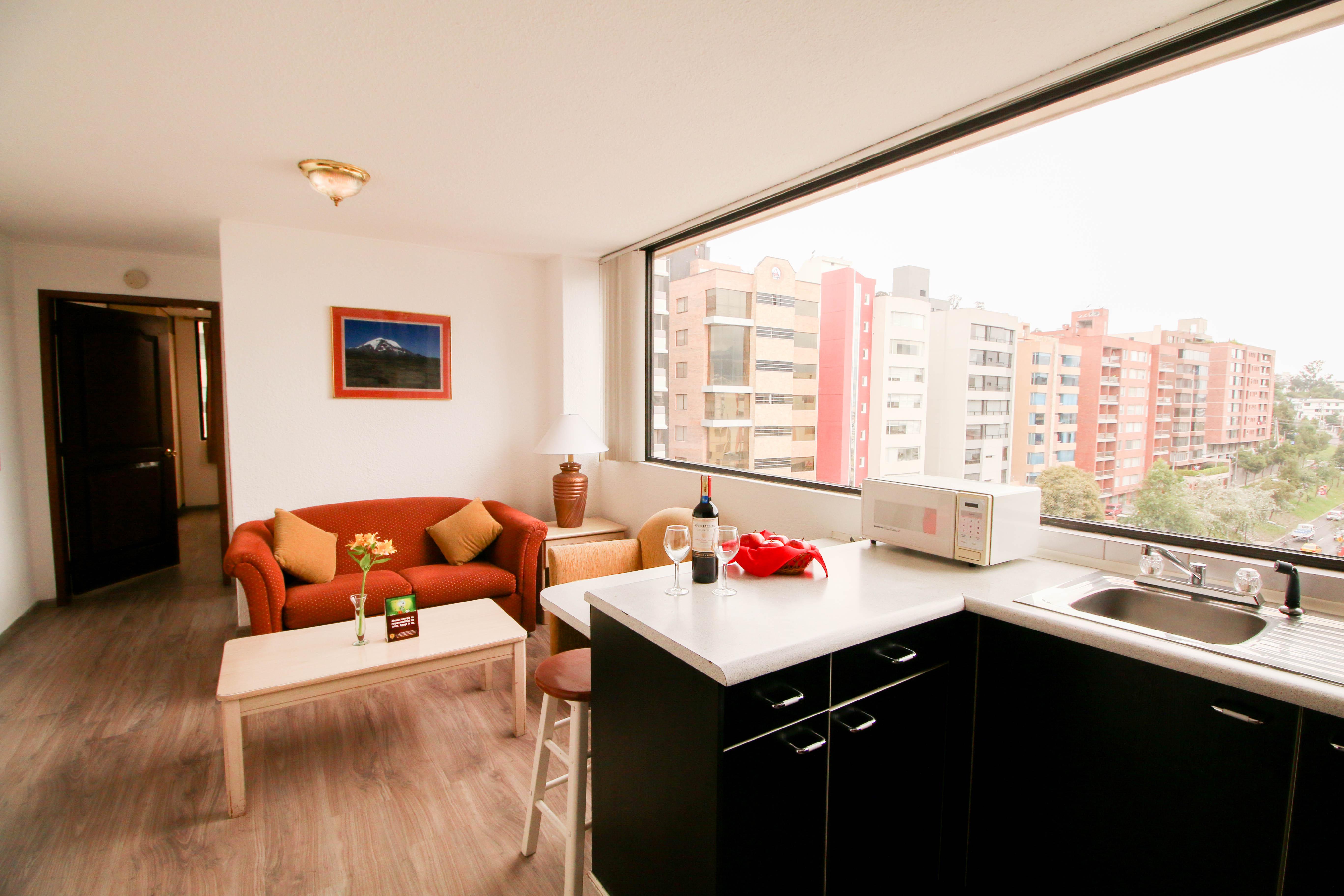 Stanford Suites Hotel Quito Exterior photo