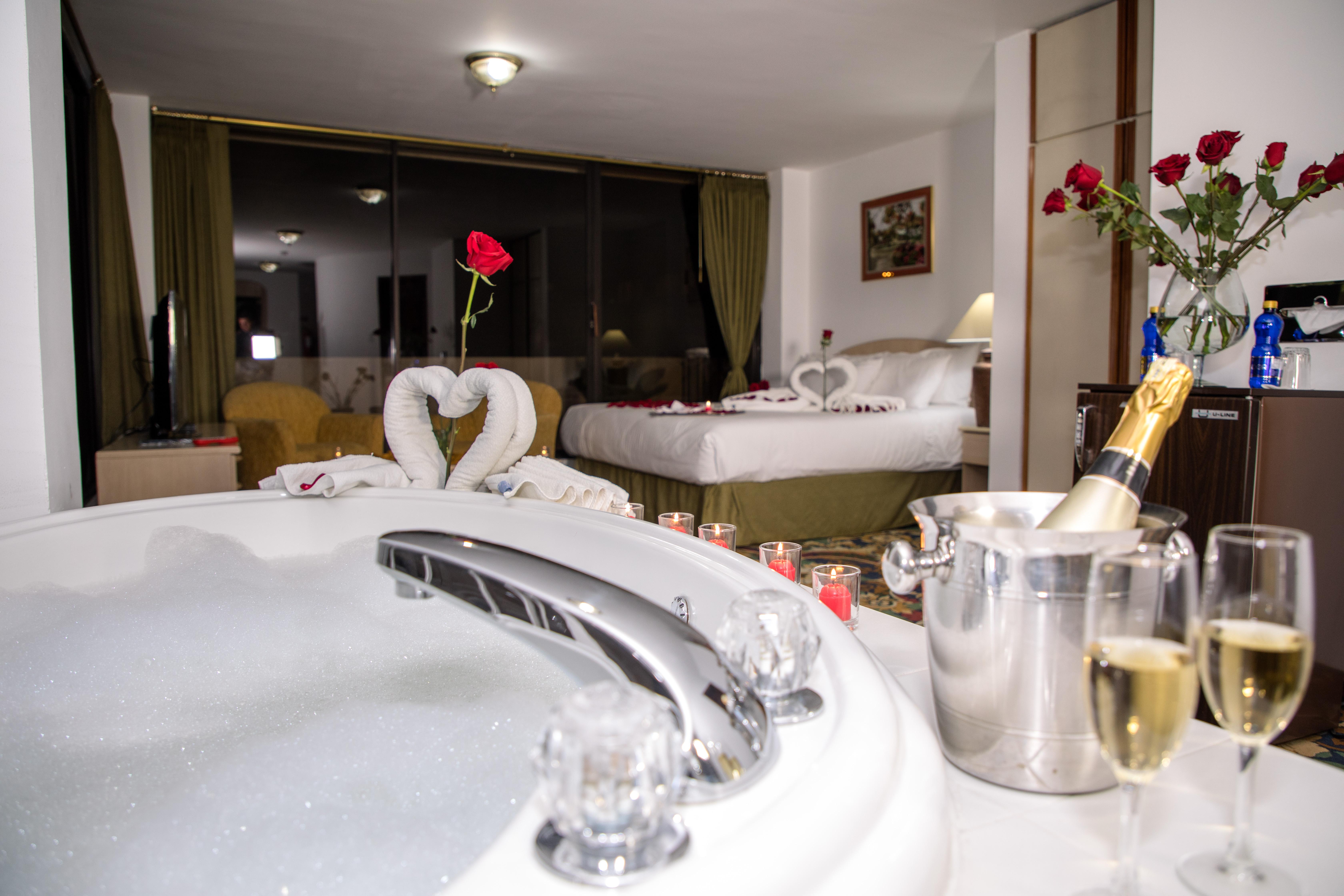 Stanford Suites Hotel Quito Exterior photo