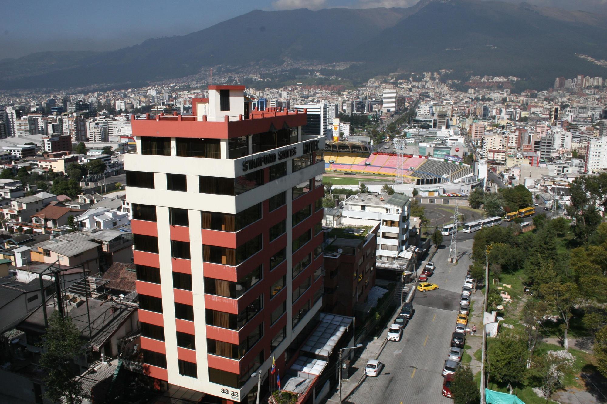 Stanford Suites Hotel Quito Exterior photo